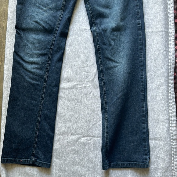 Bella Vida Maternity - Picture 2 of 13